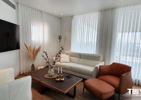 וילון חשמלי לסלון