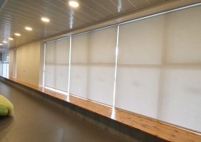 וילון גלילה חסין אש